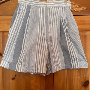 David Elliot size 8 Cotton shorts EUC